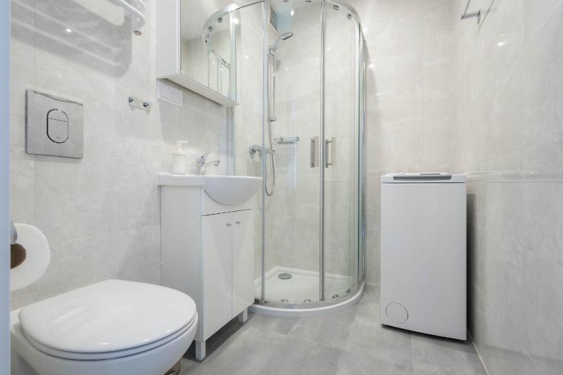 A Comfortable Studio 600 m from the Beach Practical Interiors for 3 People by Noclegi Renters - image 6