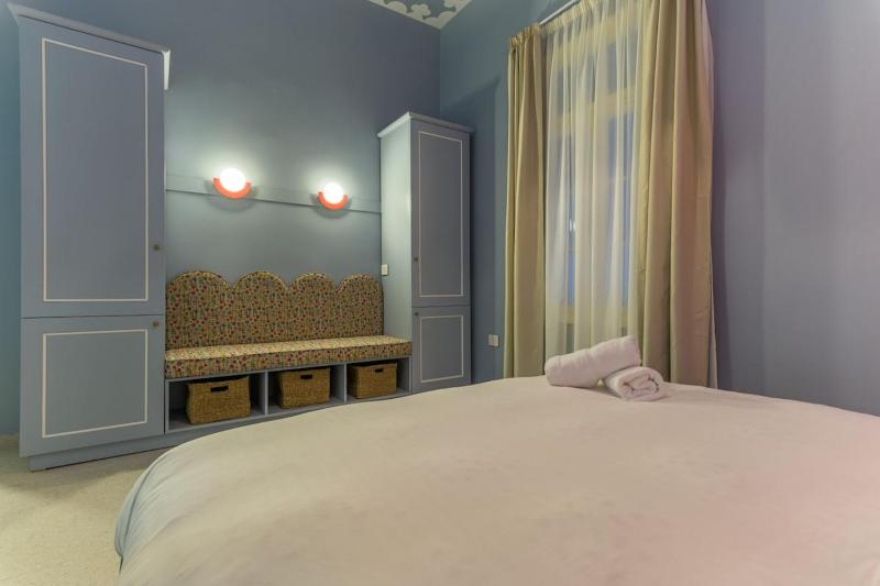 SÀWĀ Sama 1BR Sky Blue Apt in Mar Mikhael - image 13