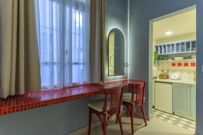 SÀWĀ Sama 1BR Sky Blue Apt in Mar Mikhael - image 5