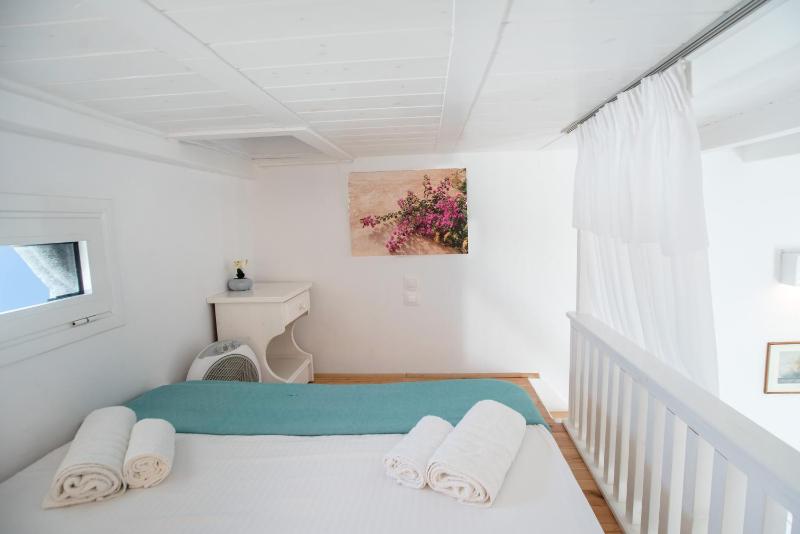 Anna's Apartment Marmara Paros - image 17