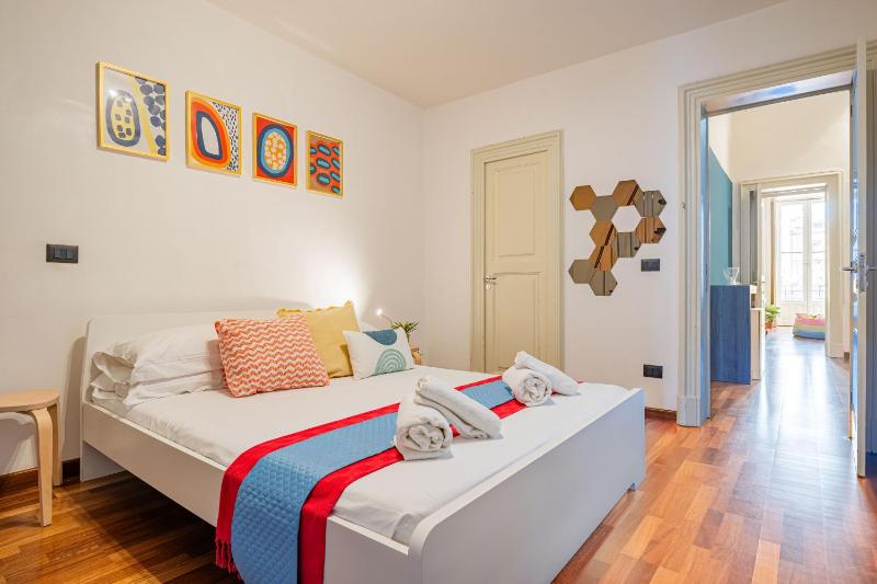 Urban Heritage Apartment by Harmony House - image 15