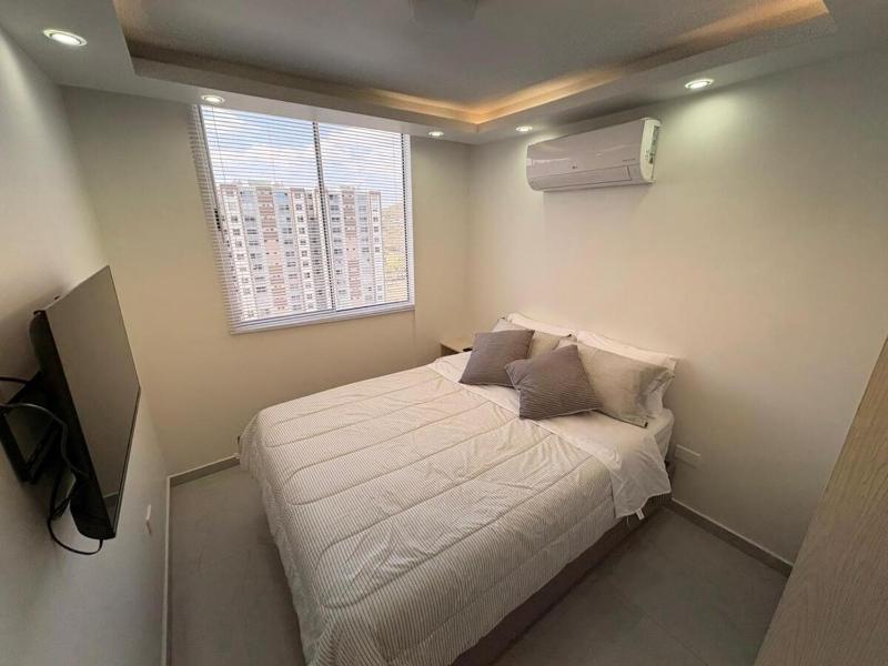 Skyline Oasis Luxury 2BR with Pool Near Beach - image 21