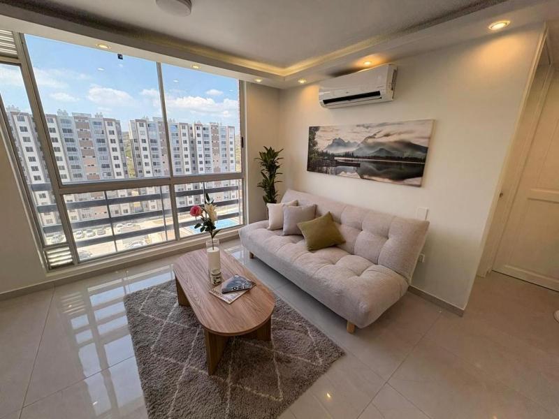Skyline Oasis Luxury 2BR with Pool Near Beach - image 4