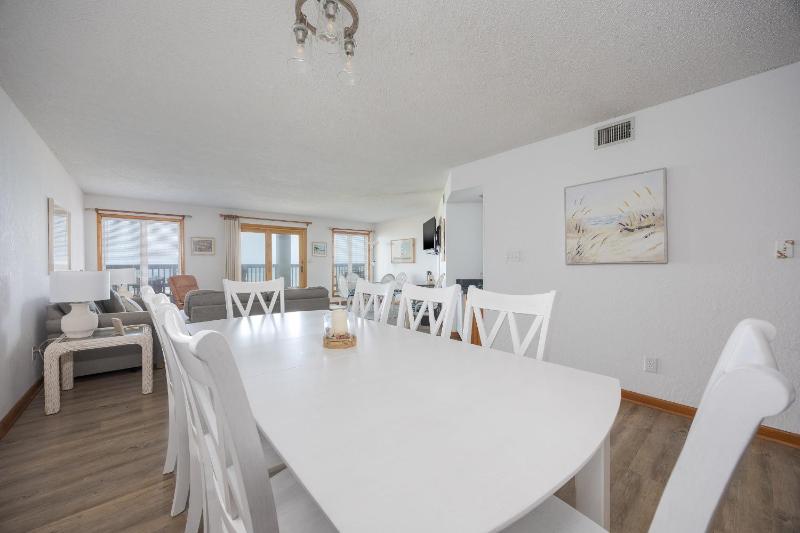 5601 - Gardiners Heron Cove - image 23