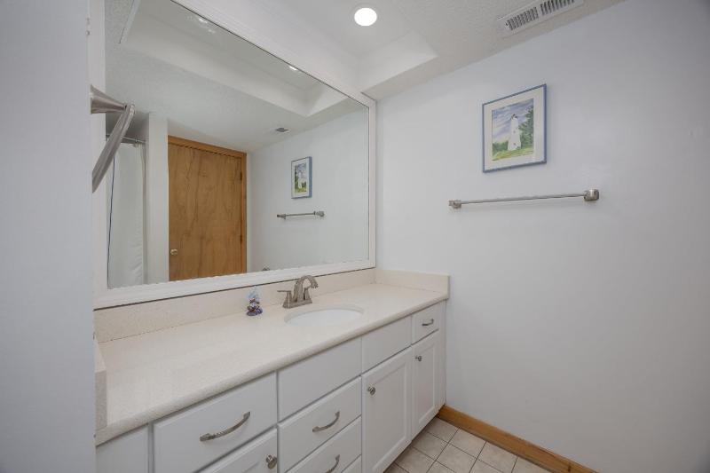5601 - Gardiners Heron Cove - image 15