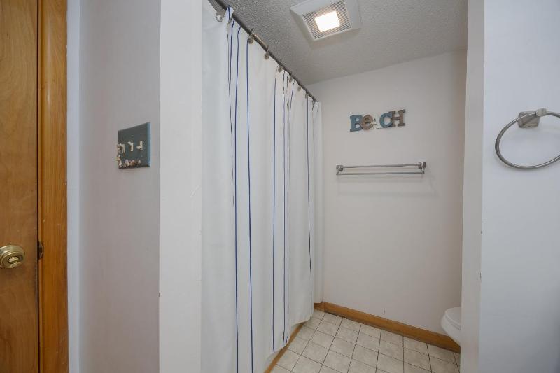 5601 - Gardiners Heron Cove - image 31