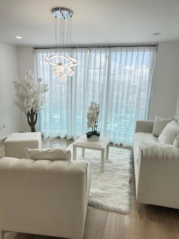 Apartamento con vista mar y la ciudad La Paz en Malecón Santo Domingo - image 2