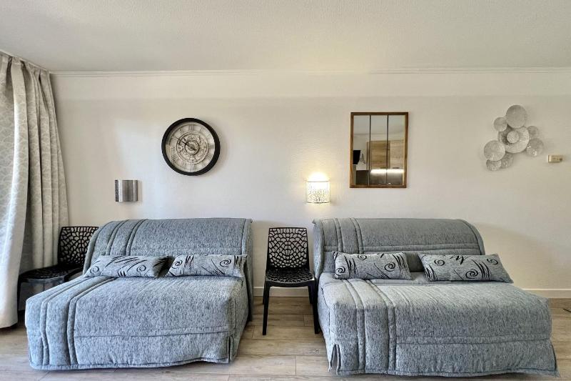 Nice studio with balcony located in Fréjus - image 9