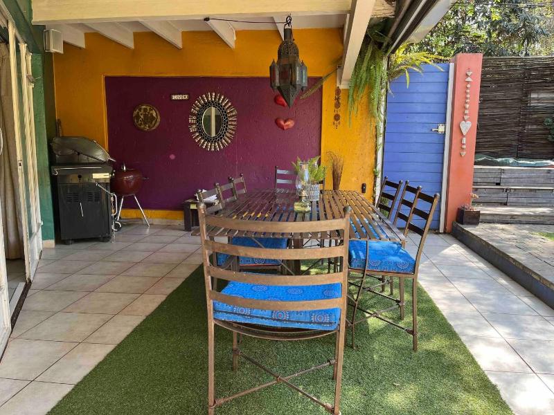 Boho Bliss 3 Bedroom Home with Exceptional Garden - image 11