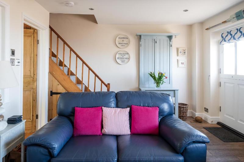 Magenta - A stunning Seafront house with lovely and uninterrupted Beach Views - Aldeburgh Coastal Cottages - image 40