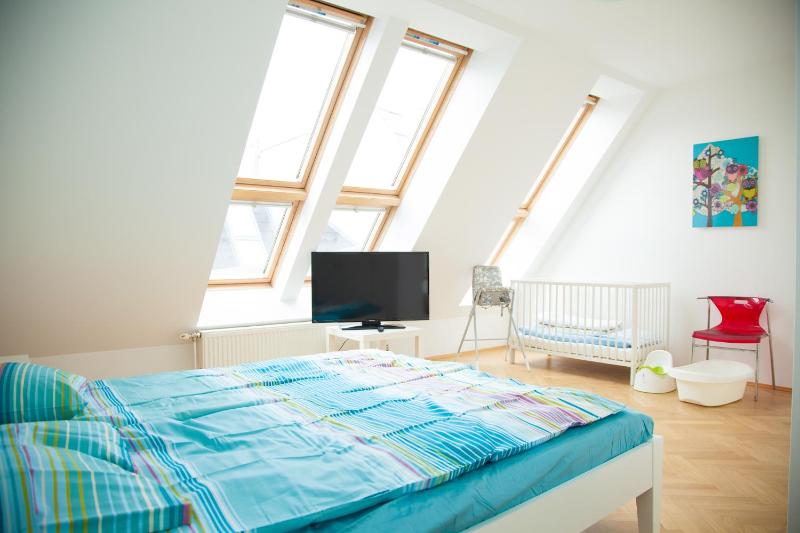  Two-Bedroom Apartment with Terrace and Air Condition image 3