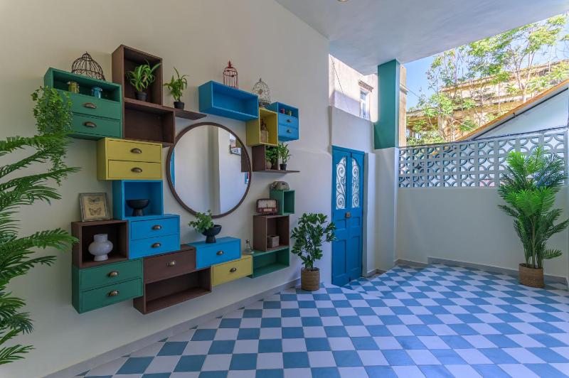 SÀWĀ Sama 1BR Sky Blue Apt in Mar Mikhael - image 3