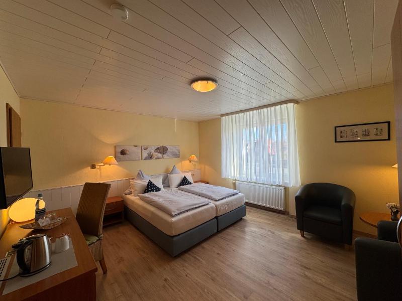 Hotel Zum Hanseaten - image 22