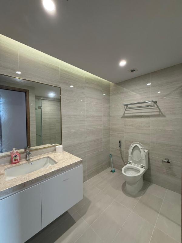 BRG Premium Apartments - image 12