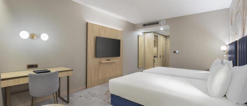 DoubleTree by Hilton Plovdiv Center - image 18