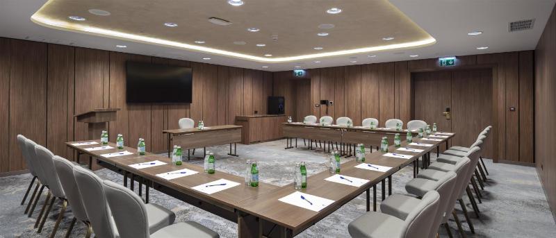 DoubleTree by Hilton Plovdiv Center - image 2