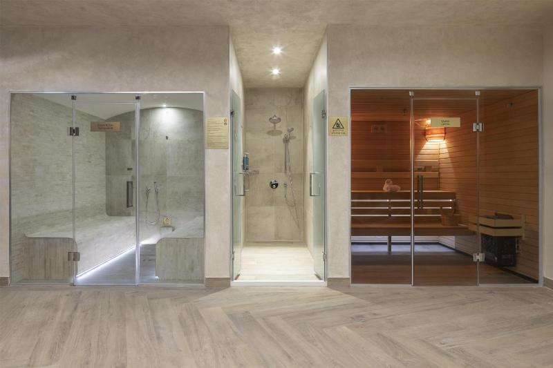 DoubleTree by Hilton Plovdiv Center - image 47