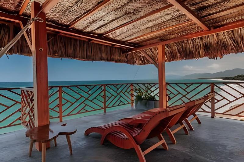 Jaguar Beachfront Ecohotel & Spa - image 43