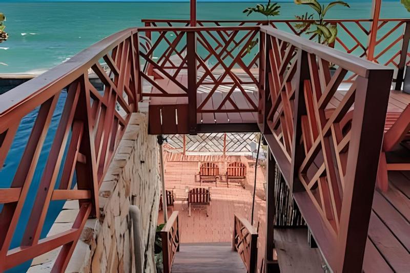 Jaguar Beachfront Ecohotel & Spa - image 21