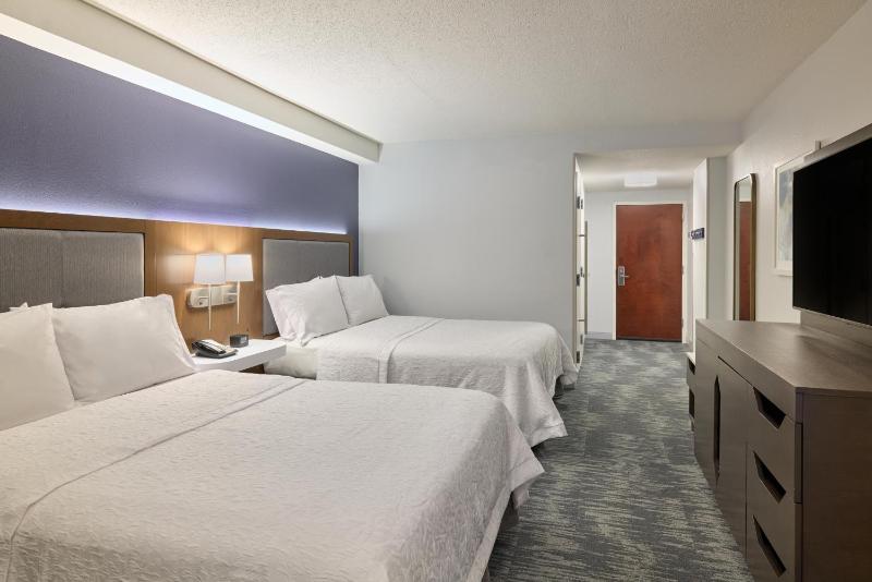Hampton Inn Washington-Downtown-Convention Center - image 2