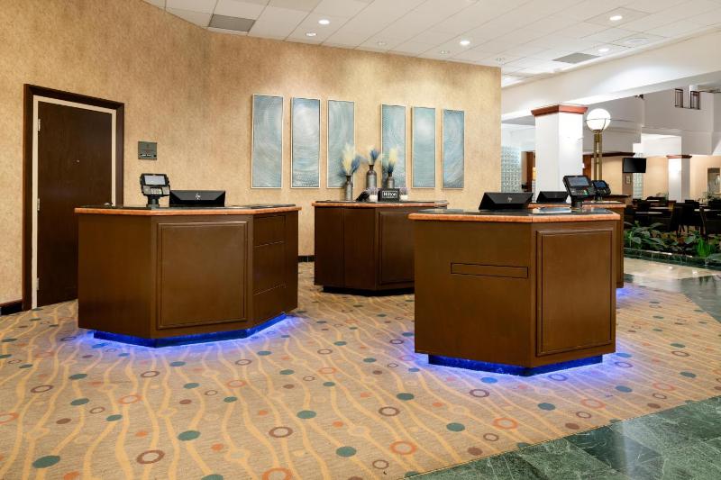 Embassy Suites by Hilton Portland Airport - image 14
