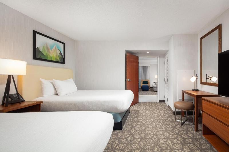 Embassy Suites by Hilton Portland Airport - image 49