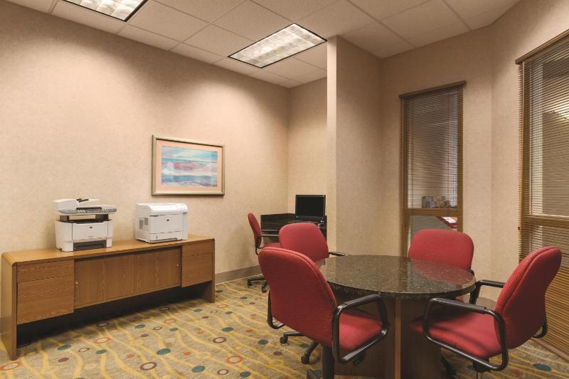 Embassy Suites by Hilton Portland Airport - image 19