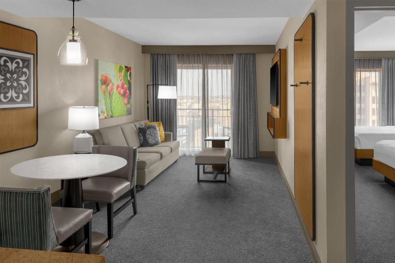 Embassy Suites By Hilton San Antonio Riverwalk-Downtown - image 48