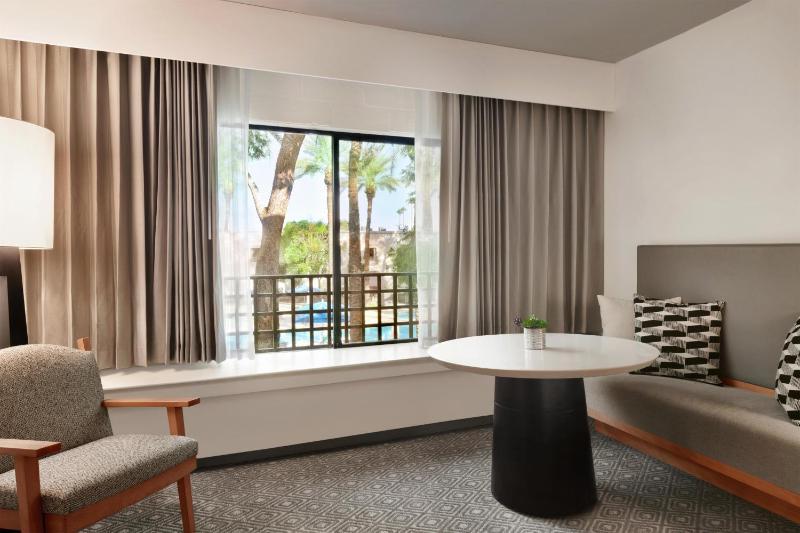 Hilton Scottsdale Resort & Villas - image 14