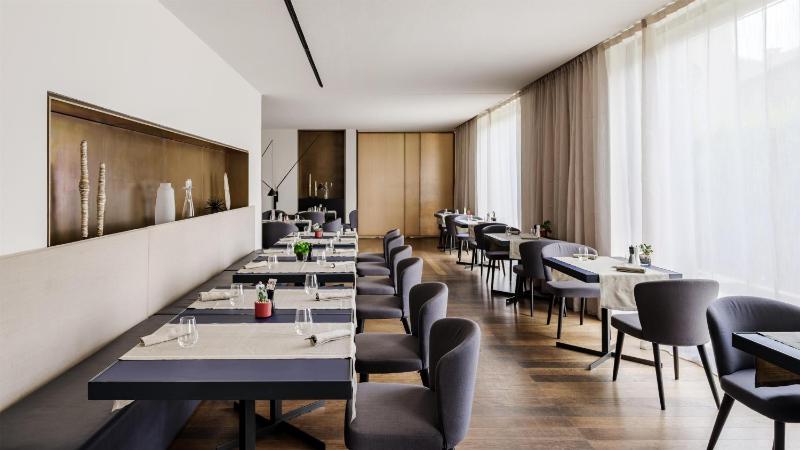 Hilton Lake Como - image 10