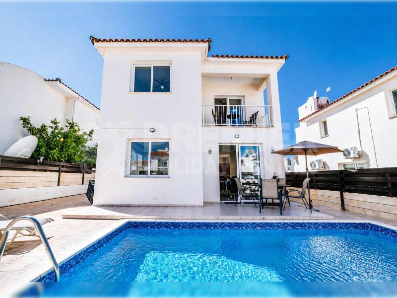 3BR Villa with Private Pool - Karisa by Premier - image 1