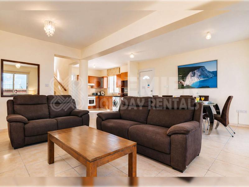 3BR Villa with Private Pool - Karisa by Premier - image 12