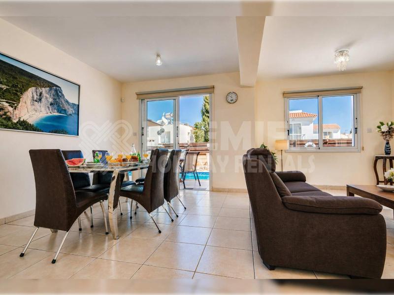3BR Villa with Private Pool - Karisa by Premier - image 8