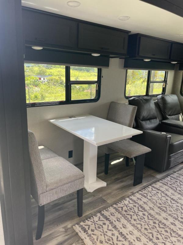 Camper VIP - image 10