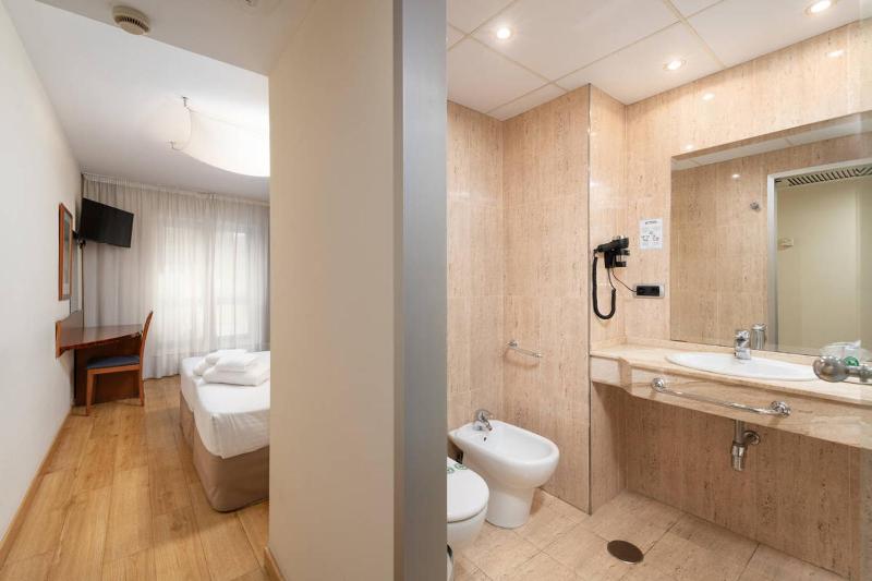 Hotel Longoria Plaza by Pandora Hoteles - image 34