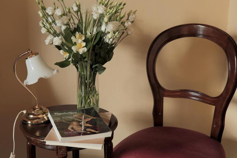 Superior Double Room image 4