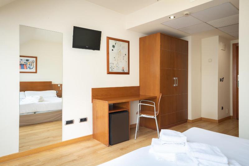 Hotel Longoria Plaza by Pandora Hoteles - image 30