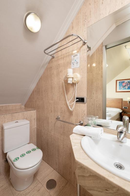 Hotel Longoria Plaza by Pandora Hoteles - image 15