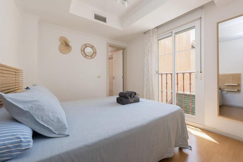 Holidays2Malaga Ventura apartment close old town - image 14