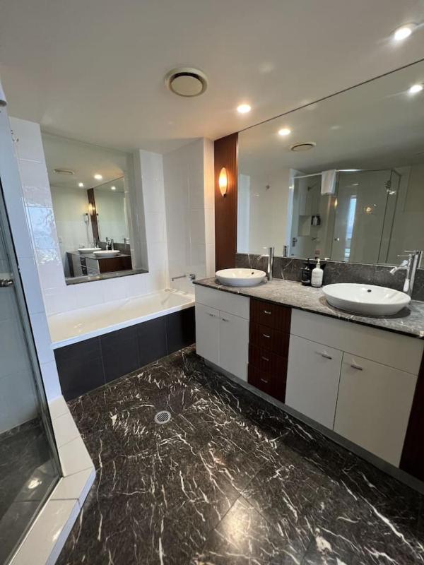 Beside Still Waters Luxury Escape - image 10