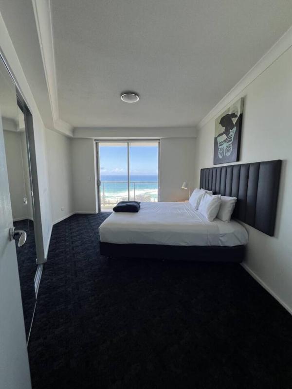 Beside Still Waters Luxury Escape - image 15