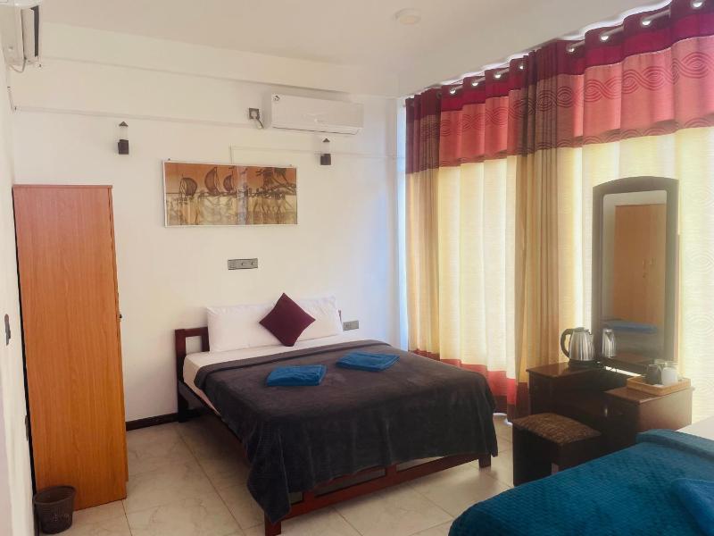 D & D Beach Resort - image 8