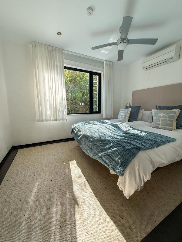3320 Villa Karma - image 20