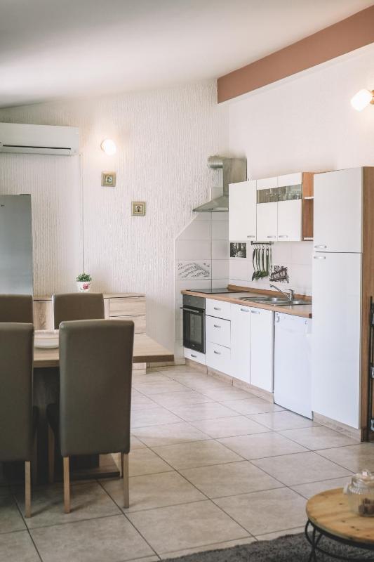 Apartman Šimun - image 26