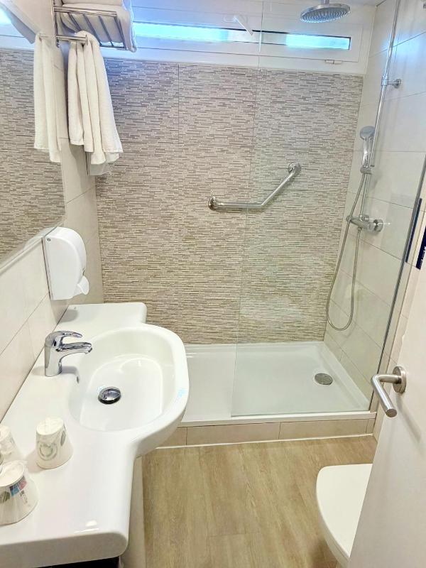 Hotel Xaine Park - image 10