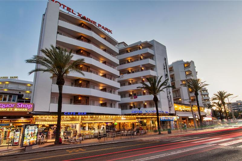 Hotel Xaine Park - image 48