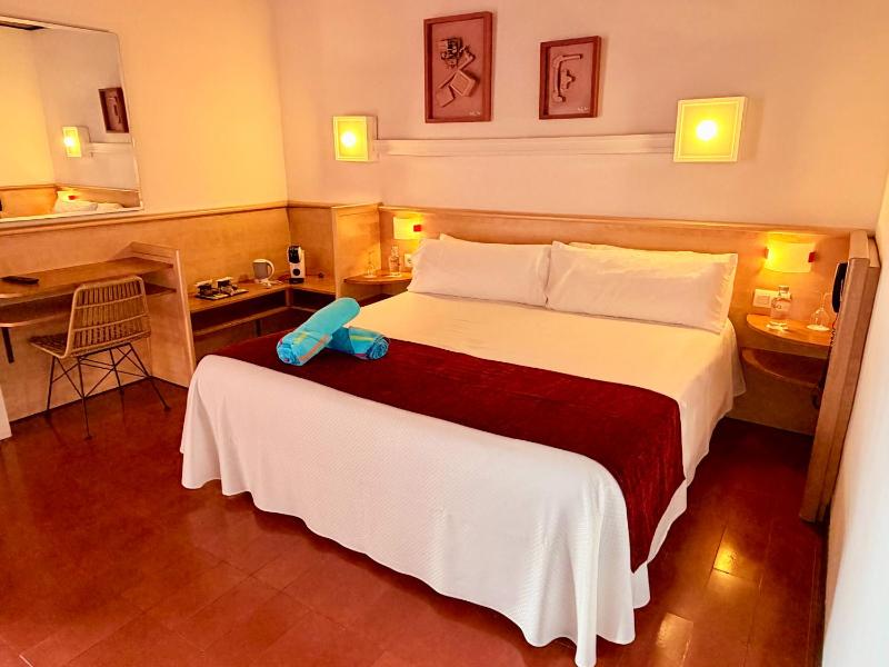 Hotel Xaine Park - image 34
