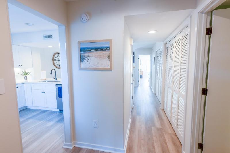 12C Richmond Park - Coastal Retreat only a 4-Min Walk to Beach condo - image 14