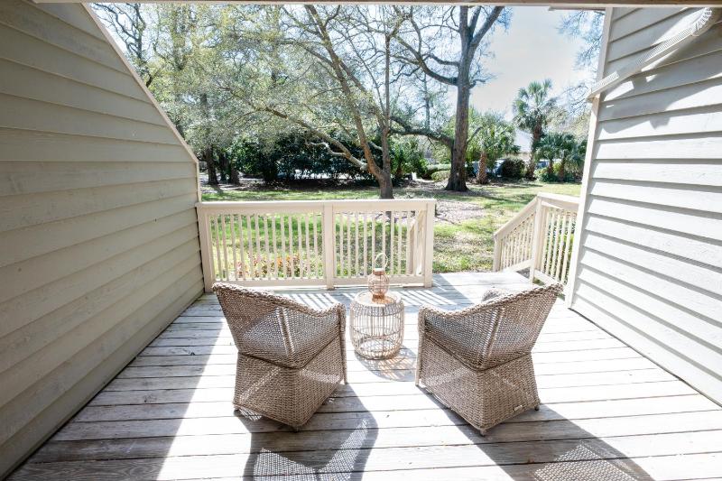 12C Richmond Park - Coastal Retreat only a 4-Min Walk to Beach condo - image 4