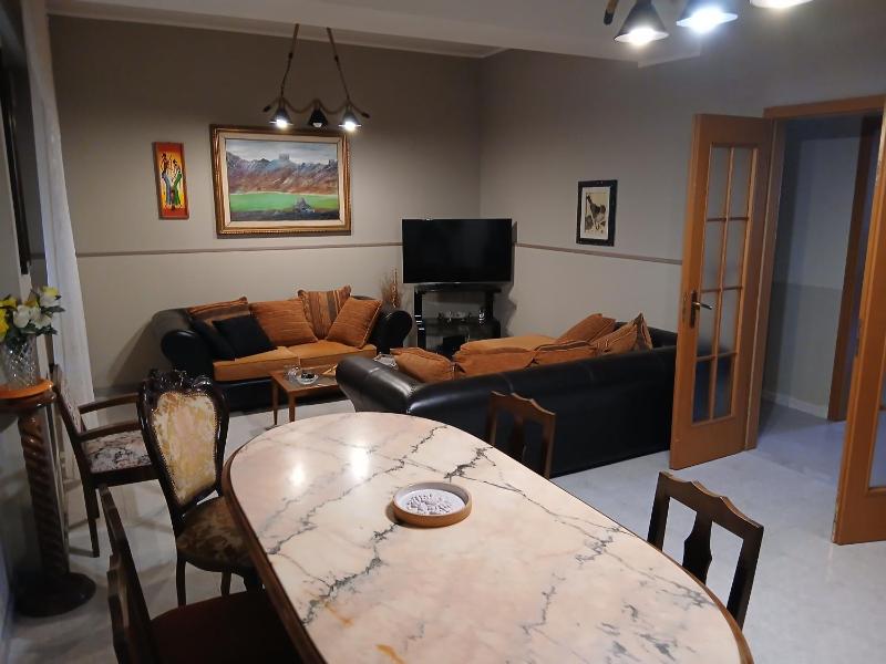 Near All Big Apartment - image 1